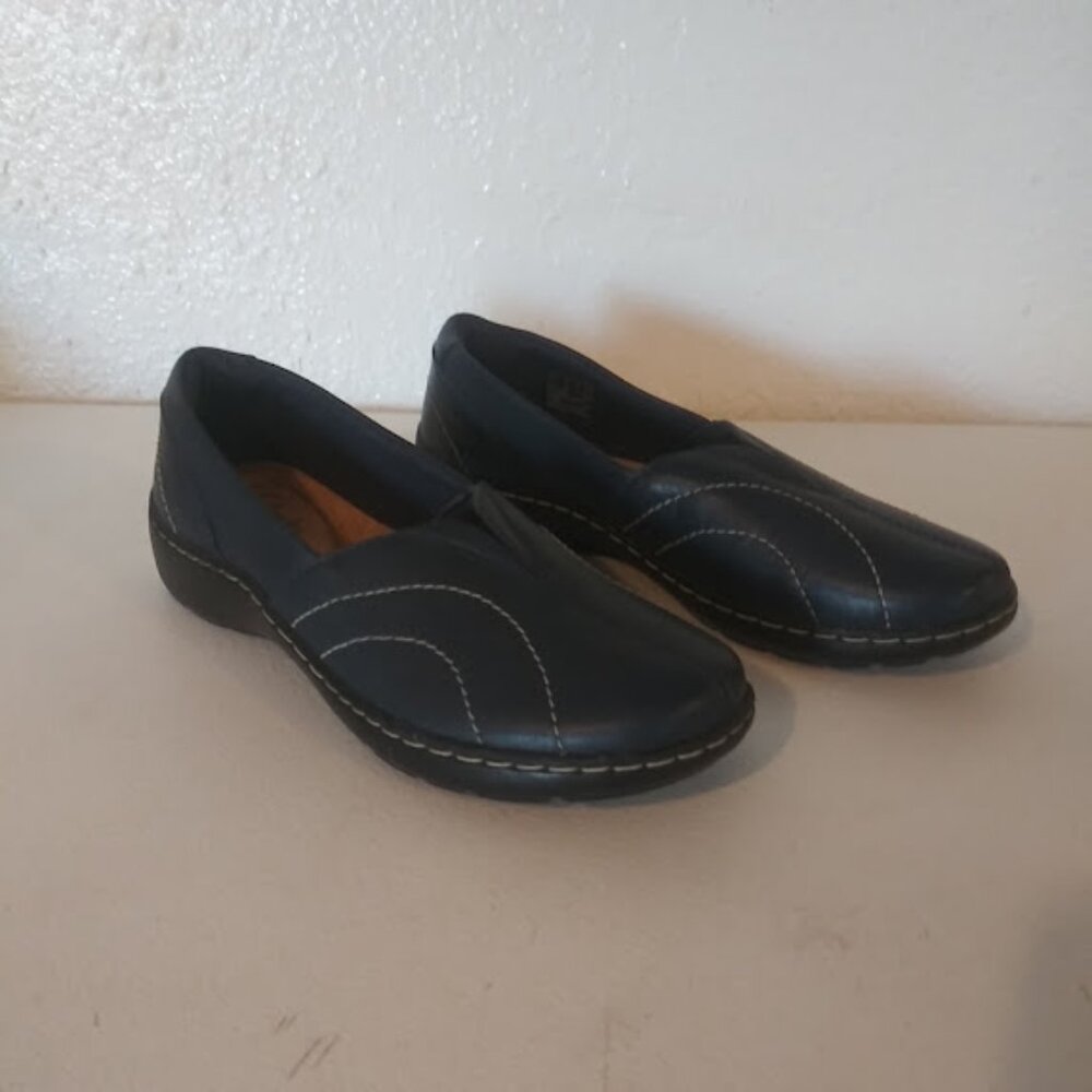 Clarks Cora Meadow women's size 6 black slip on loafer shoes